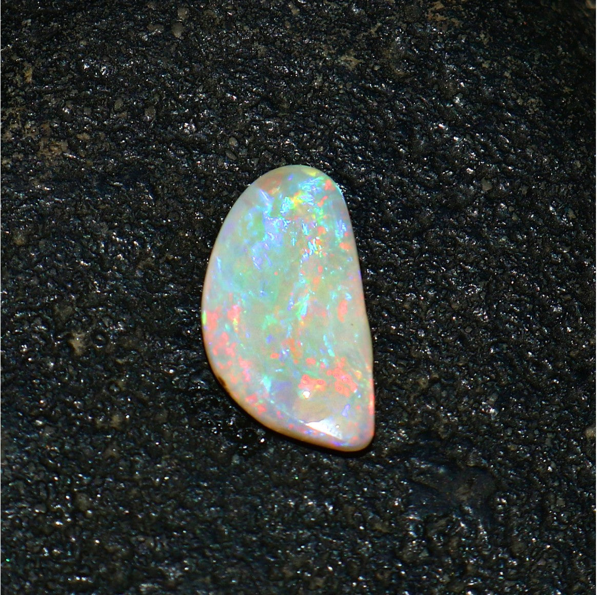2.8 Cts Australian Solid GEM Opal
