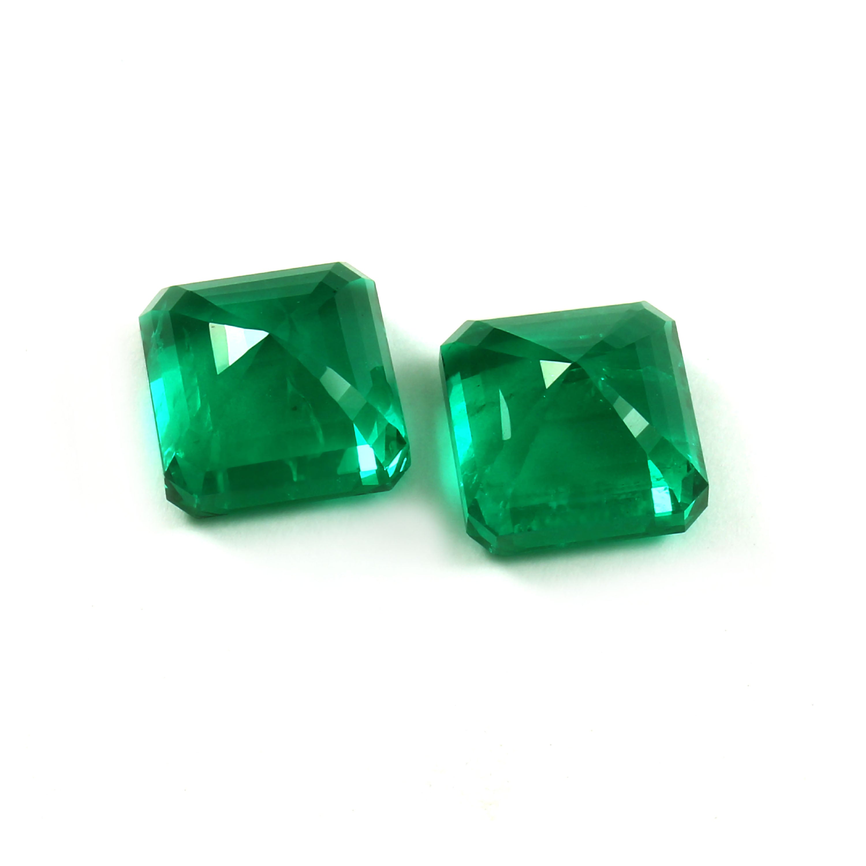 Hydrothermal Emerald Asscher Cut
